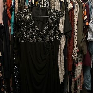 Gorgeous evening gown!